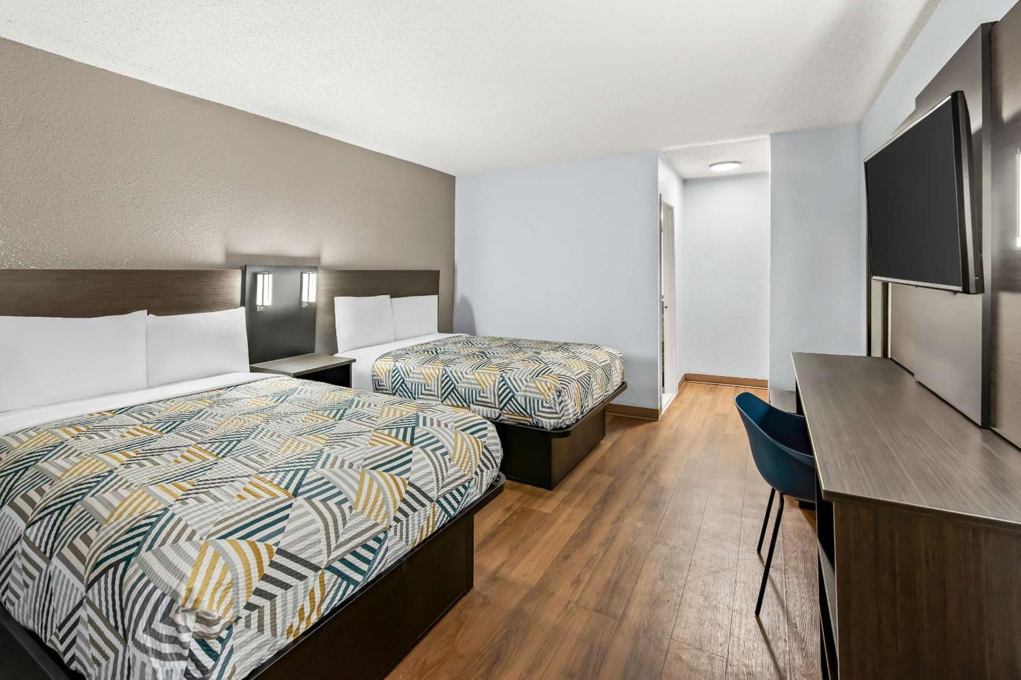 Motel 6 Lester - Philadelphia Airport Екстериор снимка