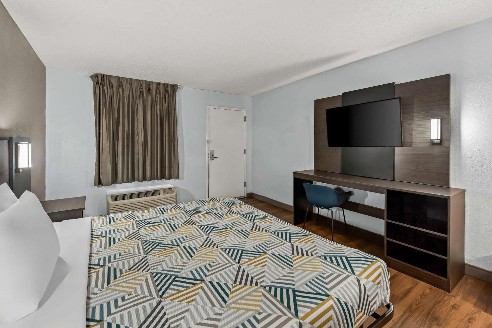 Motel 6 Lester - Philadelphia Airport Екстериор снимка